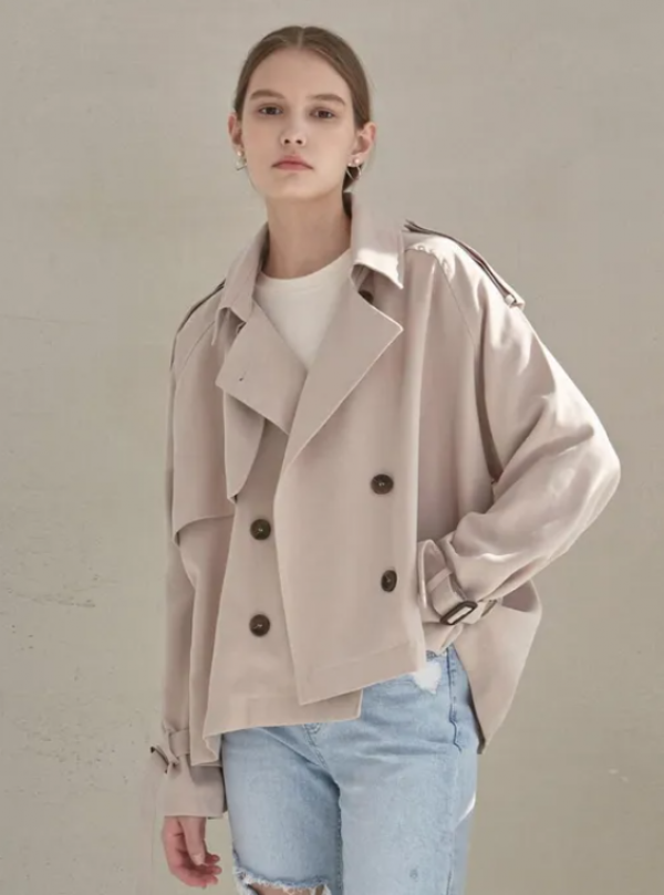 Trench Coat Berpotongan Crop